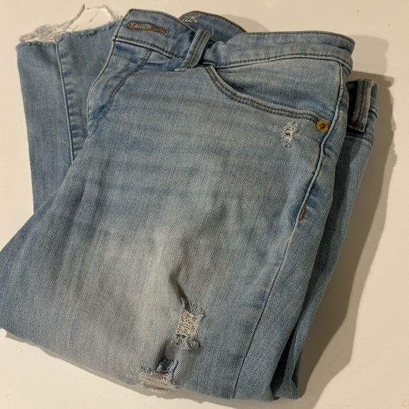 Universal Thread Denim - Universal Thread Ripped Skinny Jeans